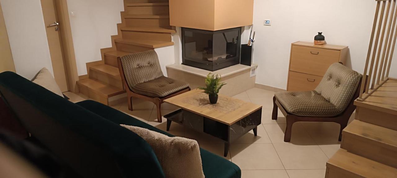 Rania S Studio Volos Exteriör bild